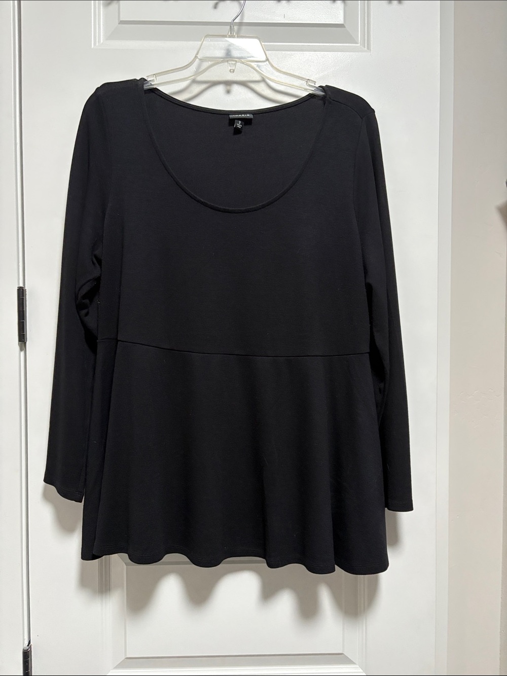 Black Long-Sleeve Scoop Neck Women’s Top